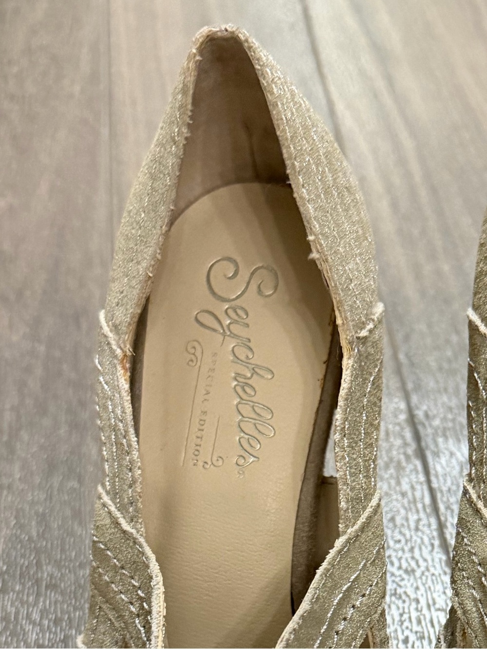✨Seychelles Women's Metallic Taupe Heeled Dress Pumps. Size 7.5 - Picture 11 of 13